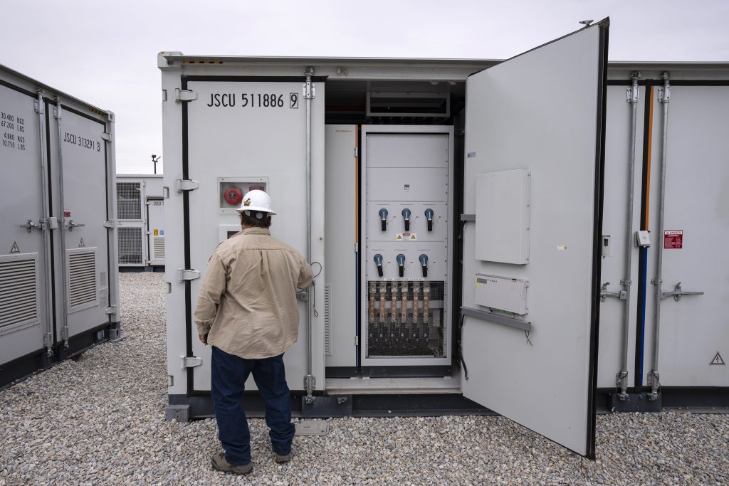 $325 million investment in new battery types for storing renewable energy